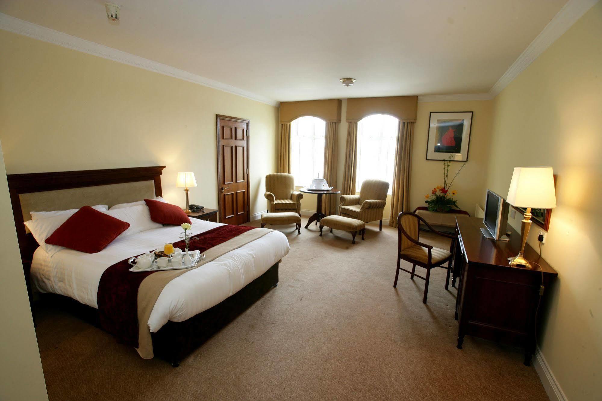 The Park Hotel Dungarvan Extérieur photo